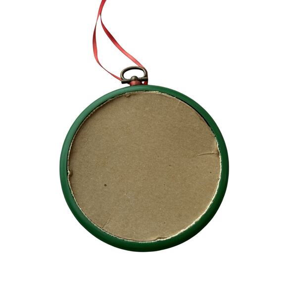 Vtg Cross Stitch Christmas Ornament “Merry Christmas Y’all” Round Frames 4” - Picture 3 of 6